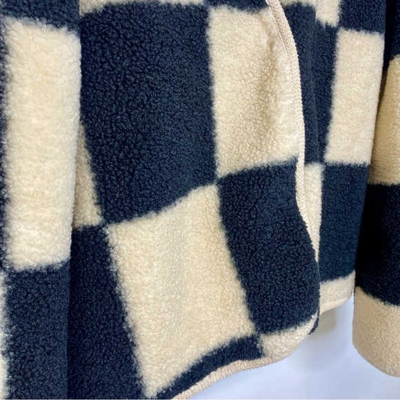 Moon River Check Sherpa Jacket - Picture 4 of 9